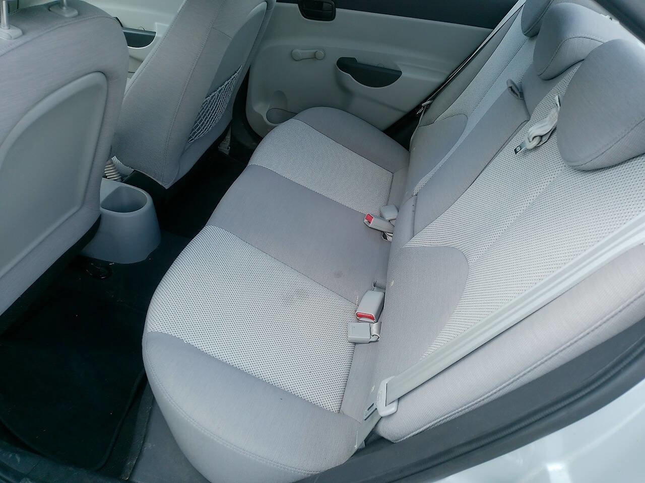 Used 2009 Hyundai Accent GLS w/ Popular Equipment Pkg 5 FWD image 40