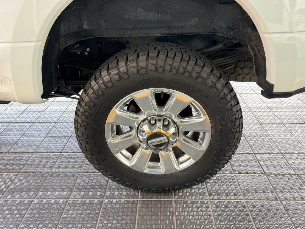 Used 2018 Ford F350 Platinum w/ Platinum Ultimate Package AWD/4WD image 29