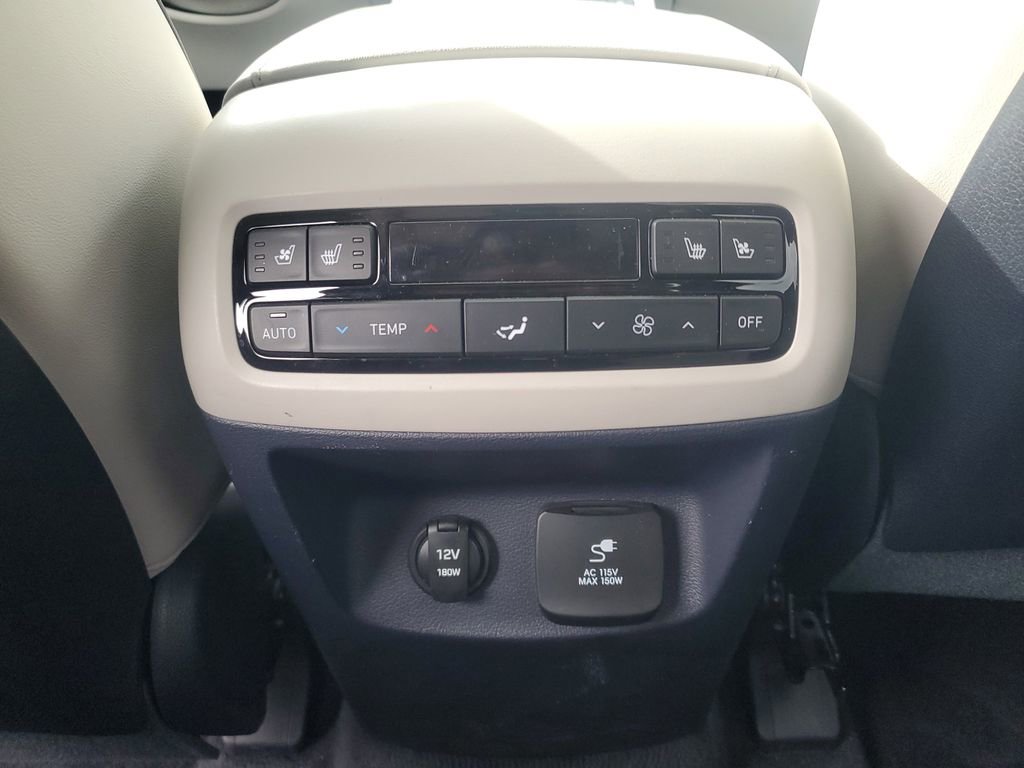 Used 2023 Hyundai Palisade Calligraphy image 14