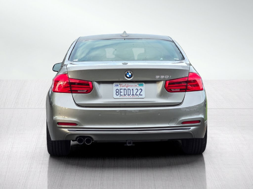 Used 2018 BMW 330i Sedan RWD image 5
