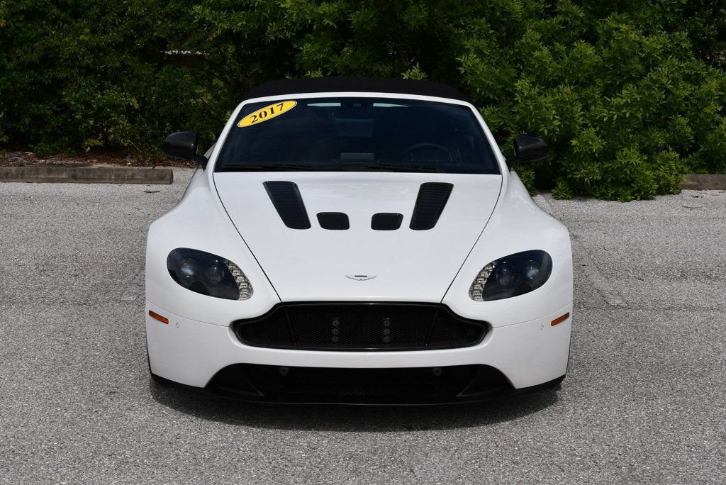 Used 2017 Aston Martin V12 Vantage S RWD image 47