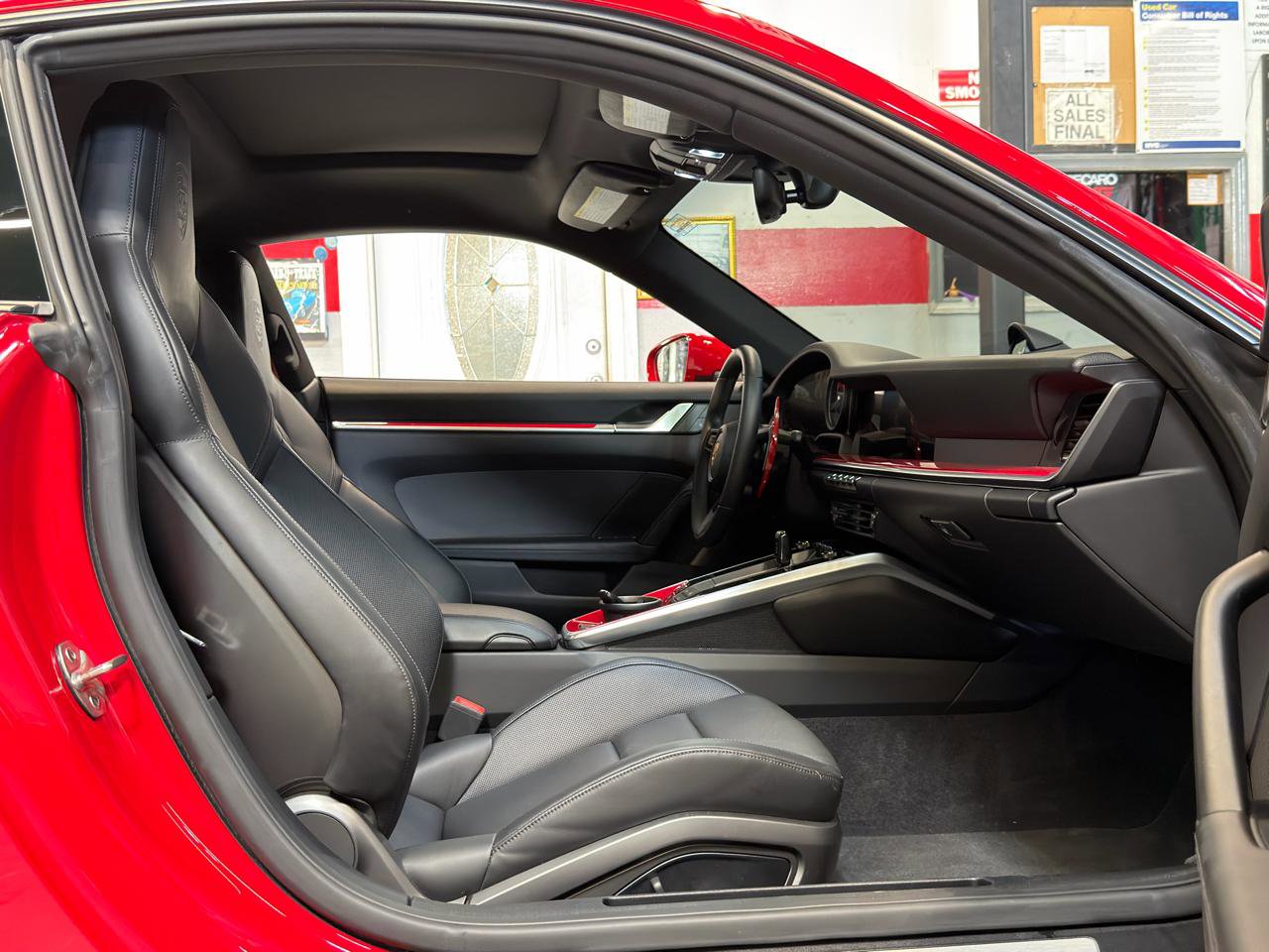 Used 2022 Porsche 911 GT3 image 22