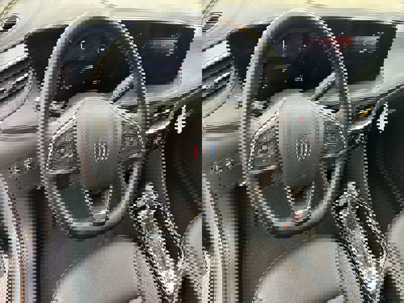 Used 2024 Buick Encore GX Sport Touring image 18