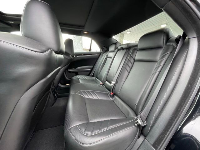 Used 2023 Chrysler 300 C image 26