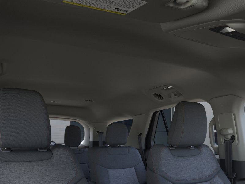 New 2025 Ford Explorer Active image 25