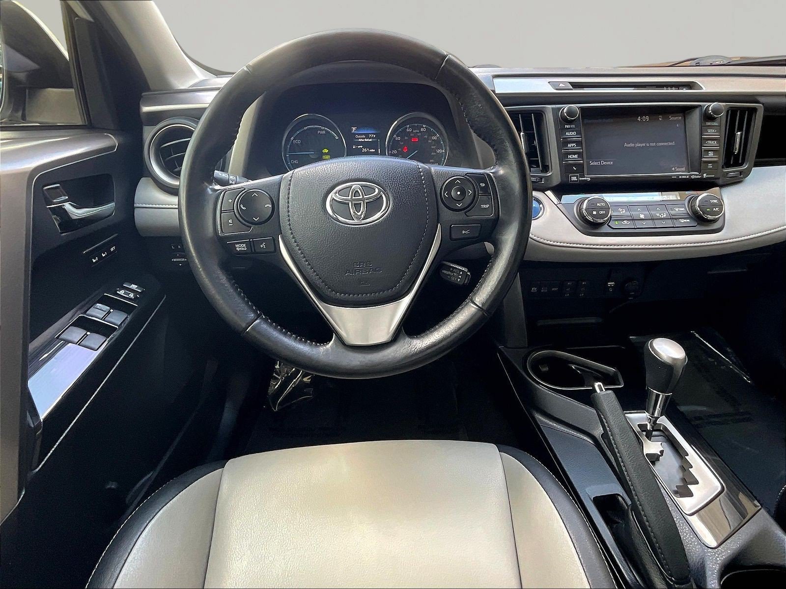 Used 2018 Toyota RAV4 Limited w/ Advanced Technology Package AWD/4WD image 8