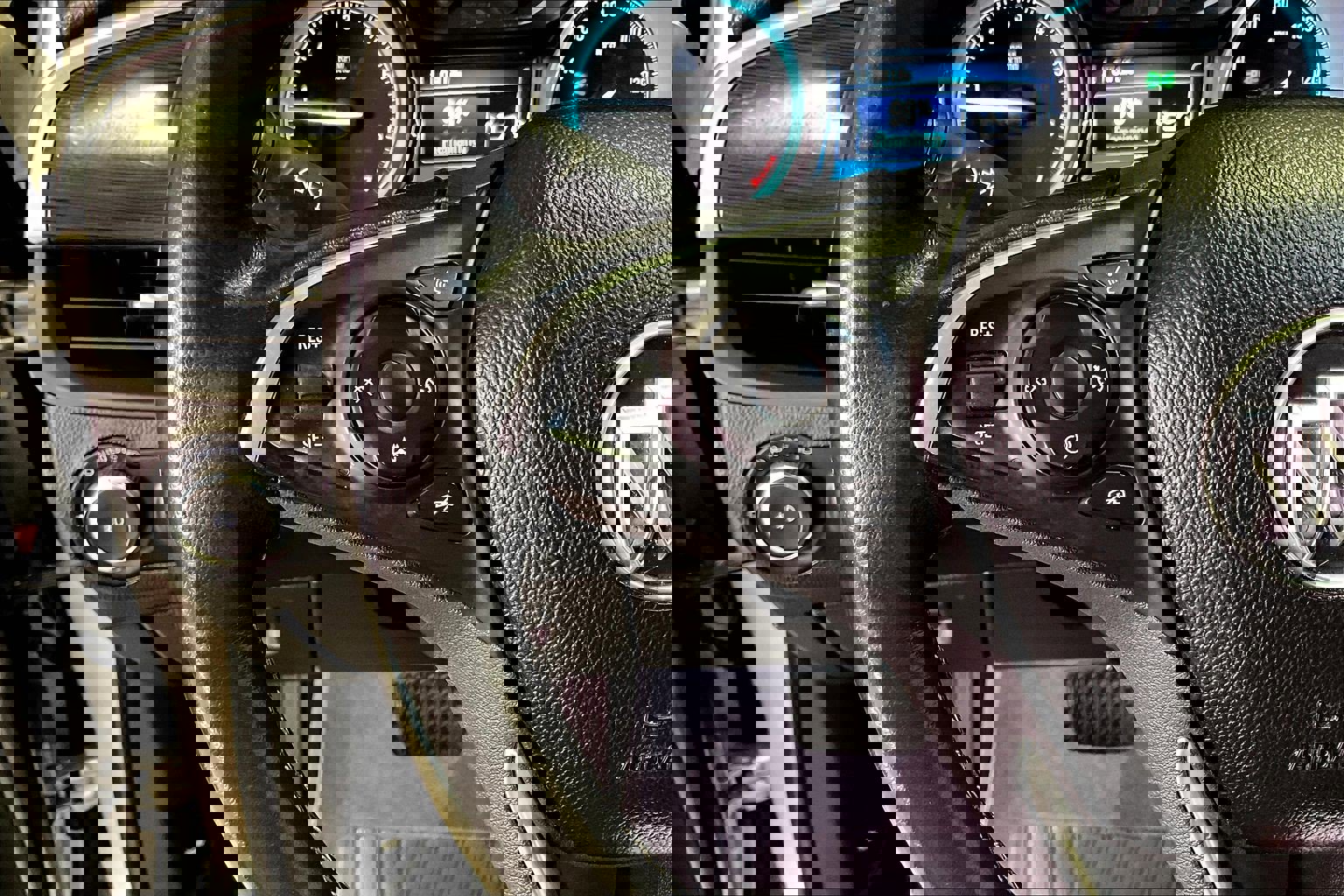 Used 2017 Buick Envision Essence image 11