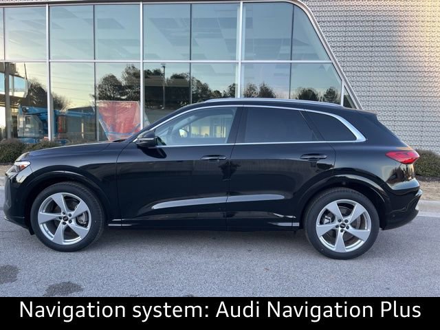New 2025 Audi Q5 Prestige image 3