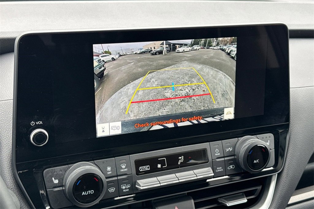 Used 2024 Toyota Grand Highlander AWD Hybrid image 18