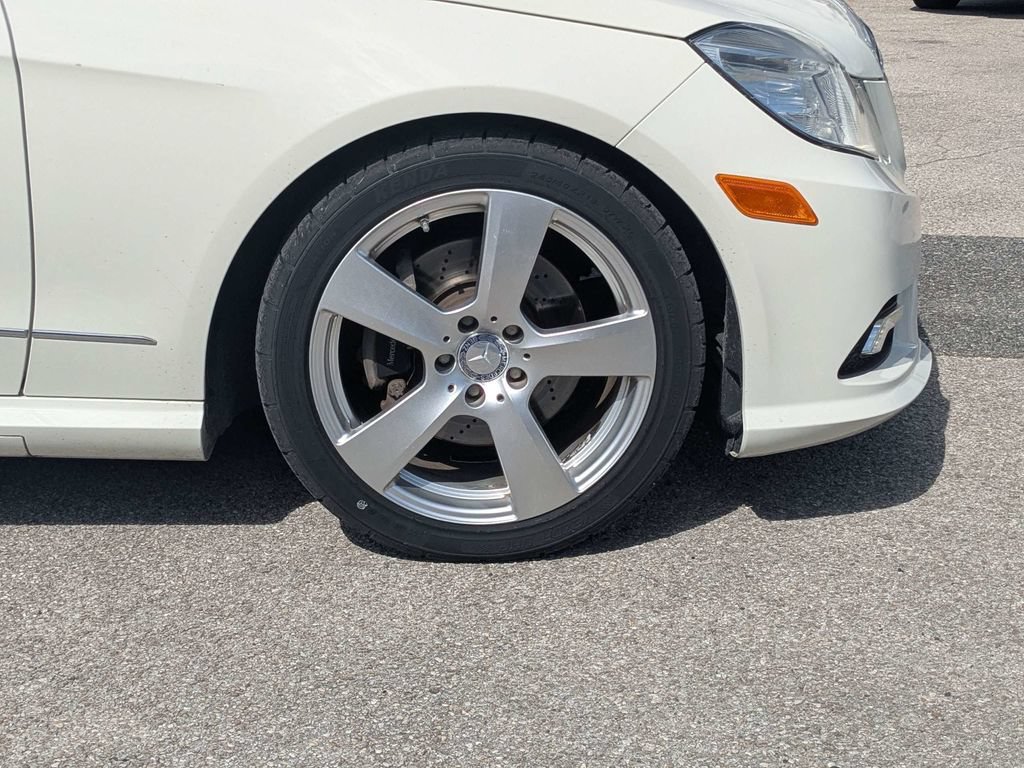 Used 2011 Mercedes-Benz E 350 Sedan image 11