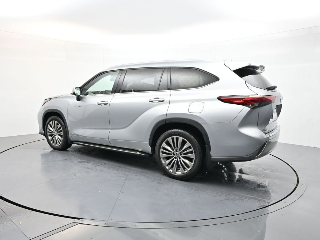 Used 2020 Toyota Highlander Platinum image 5