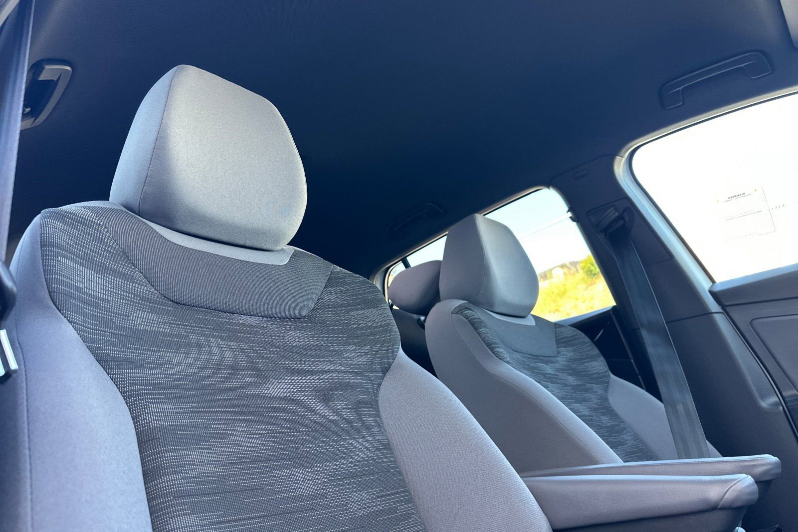 Certified 2022 Volkswagen ID.4 Pro AWD/4WD image 17