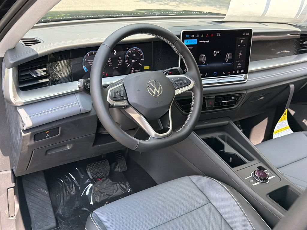 New 2026 Volkswagen Tiguan SE AWD/4WD image 25
