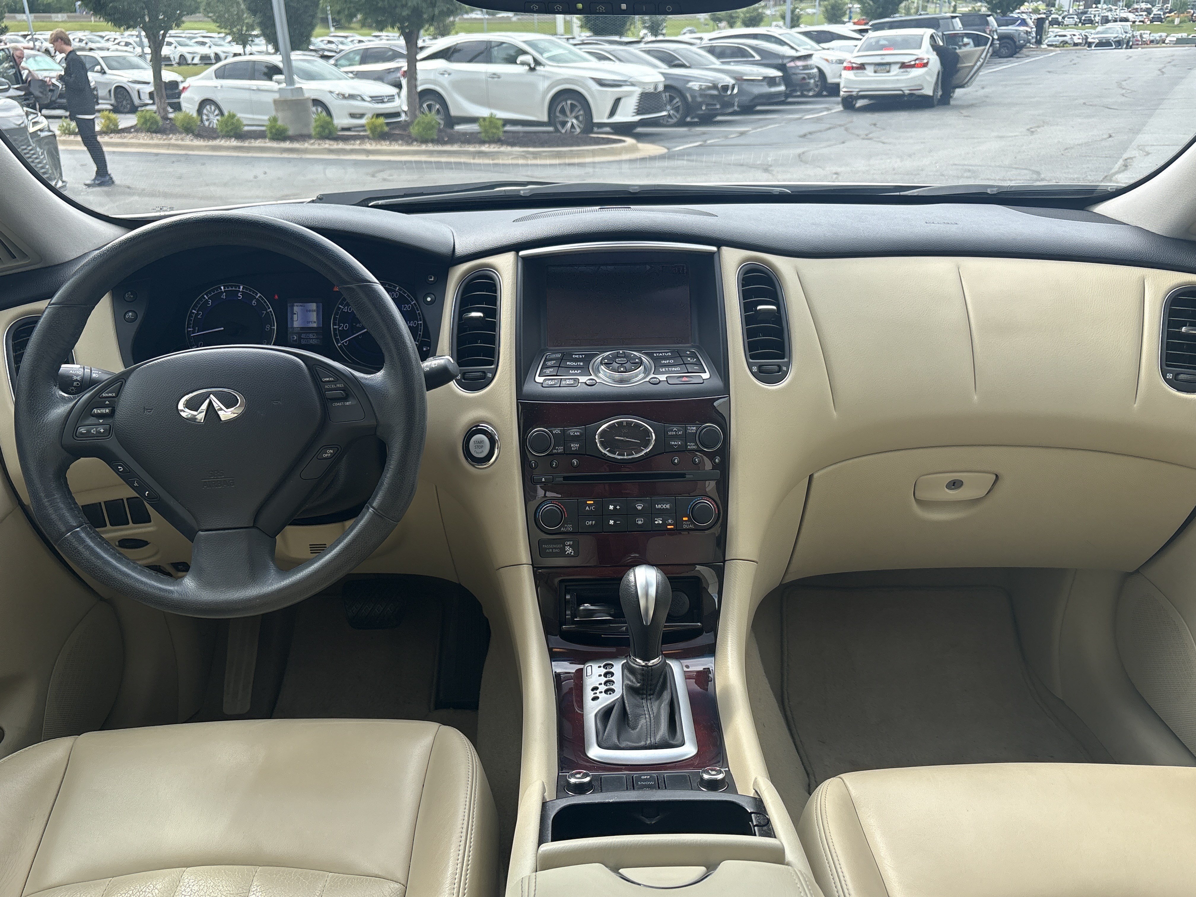 Used 2017 INFINITI QX50 AWD w/ Premium Plus Package image 29