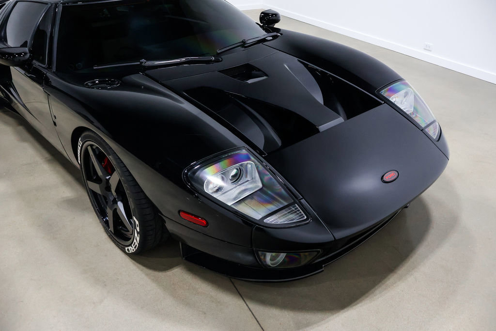 Used 2006 Ford GT RWD image 93