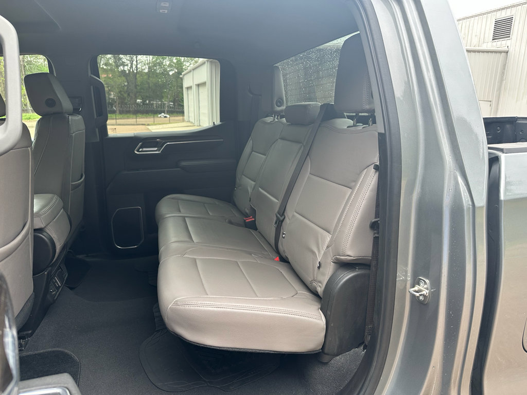 Used 2023 Chevrolet Silverado 1500 LT w/ Protection Package AWD/4WD image 9
