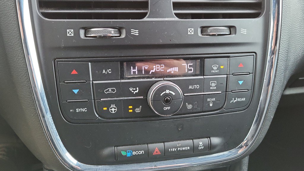 Used 2019 Dodge Grand Caravan GT FWD image 34