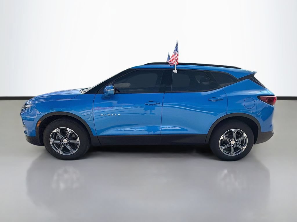 Used 2024 Chevrolet Blazer LT w/ Sound & Technology Package AWD/4WD image 4