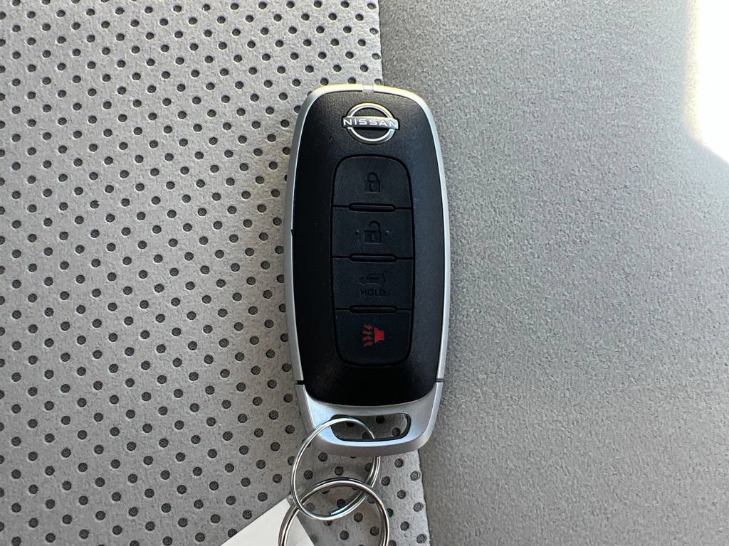 Used 2024 Nissan Ariya AWD image 28