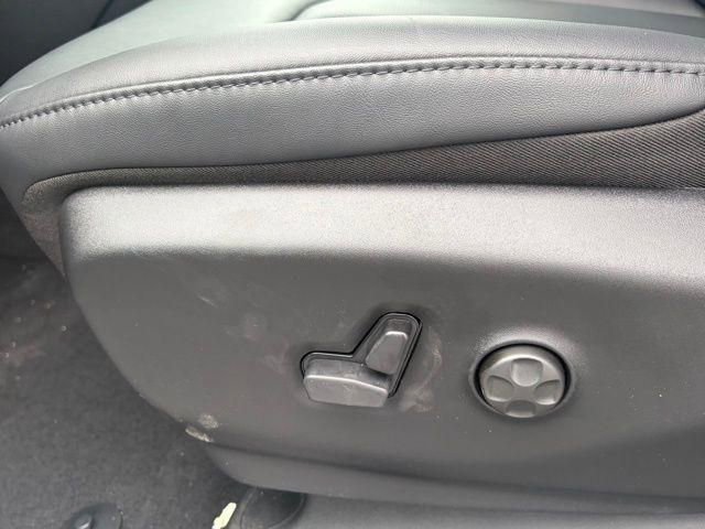 New 2026 Chrysler Voyager LX image 15