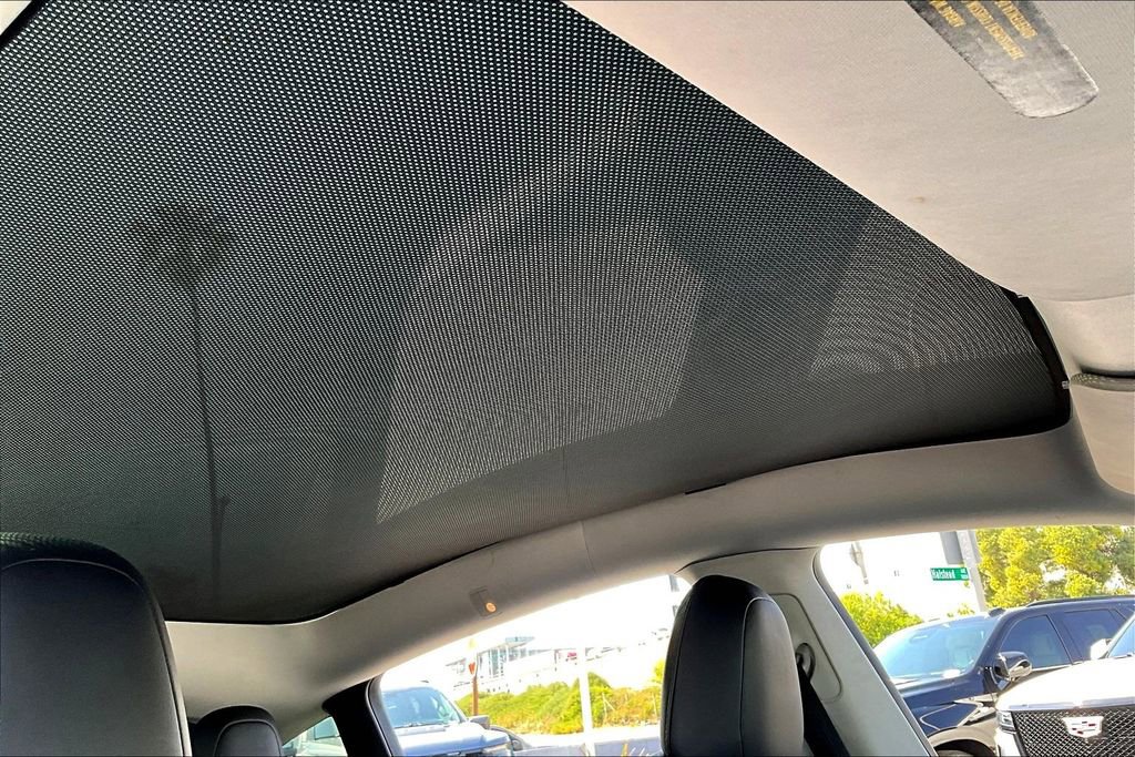 Used 2023 Tesla Model Y Long Range image 13