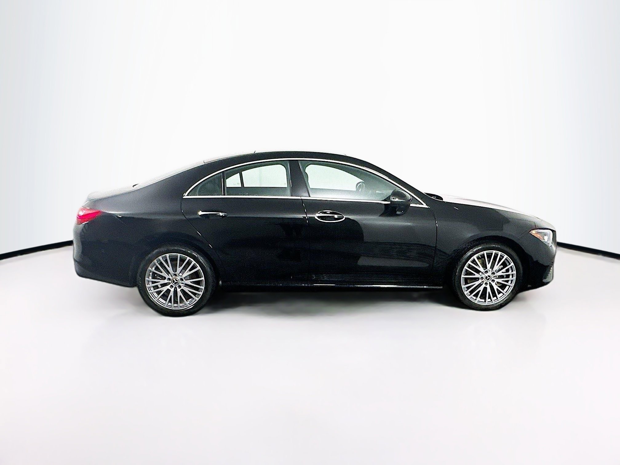 Used 2025 Mercedes-Benz CLA 250 4MATIC image 10