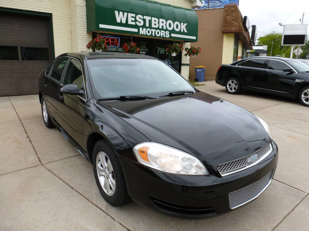 Used 2014 Chevrolet Impala Limited LS image 1