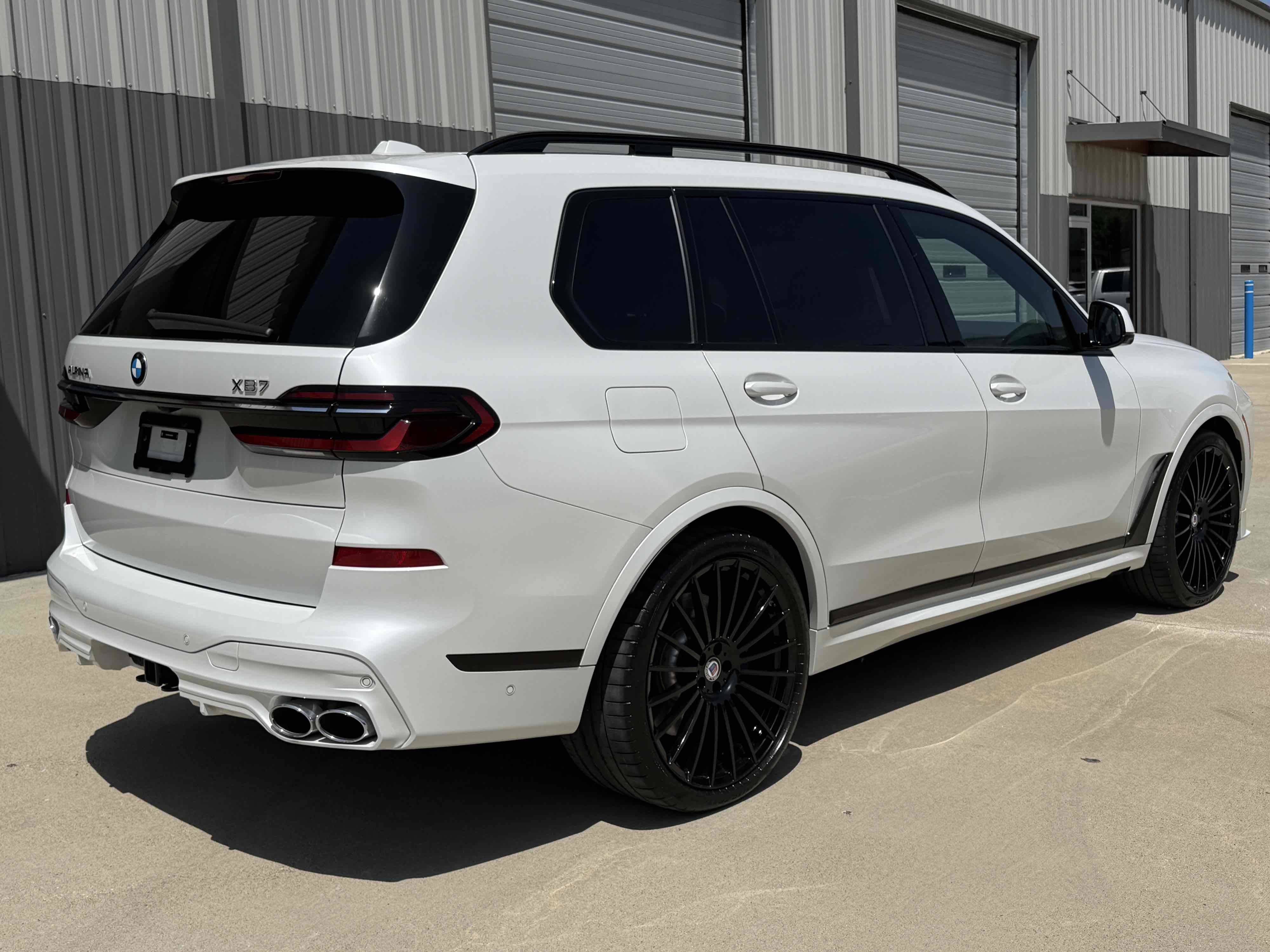 Used 2025 BMW ALPINA XB7 AWD/4WD image 85