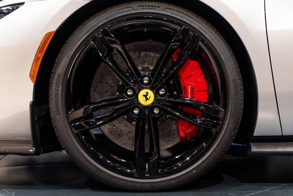 Used 2023 Ferrari 296 GTS image 19