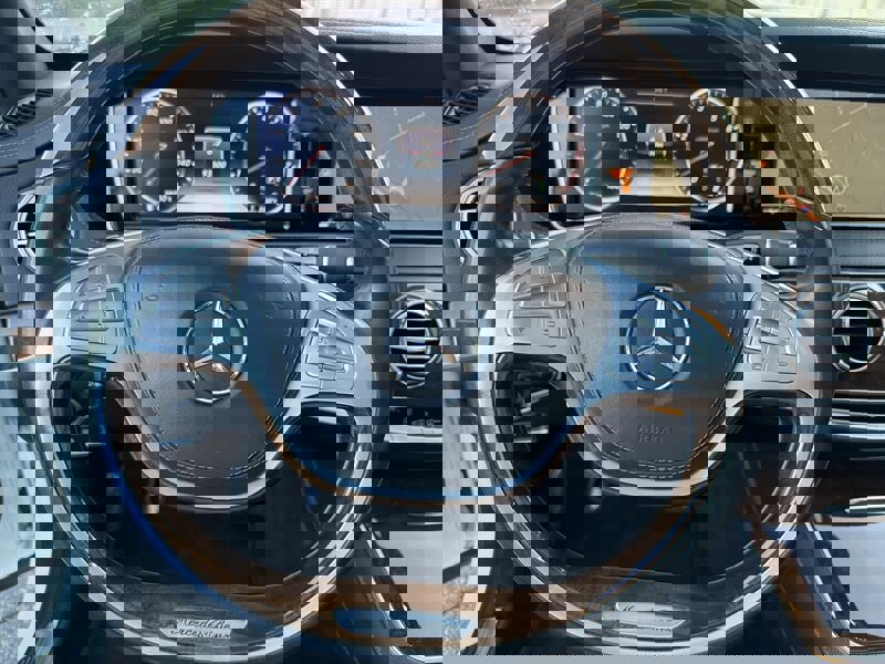 Used 2015 Mercedes-Benz S 550 Sedan image 31