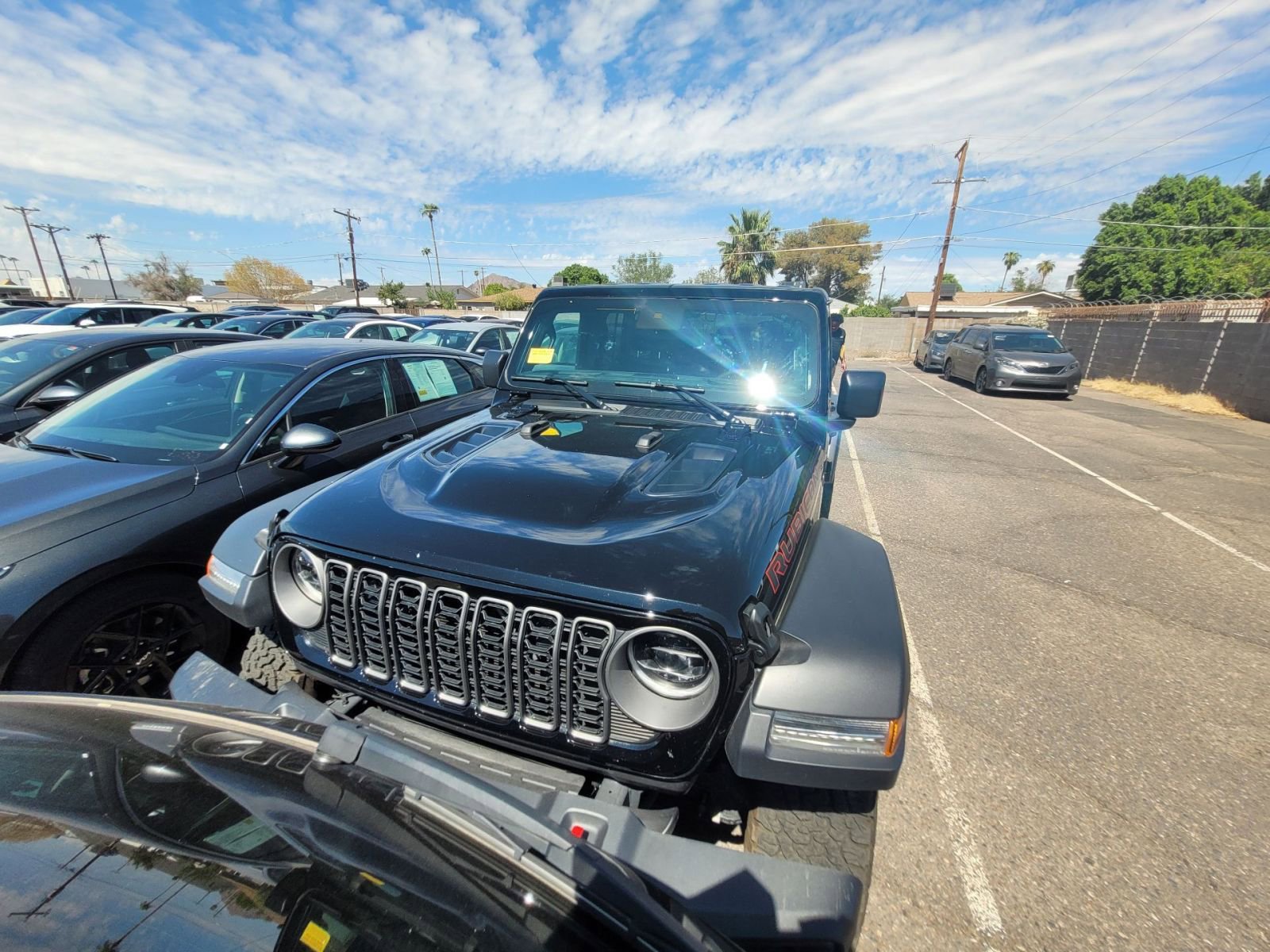 Used 2025 Jeep Wrangler Unlimited Rubicon image 8