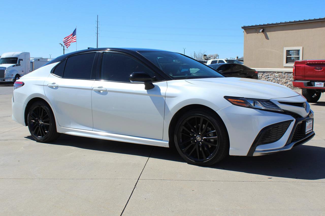 Used 2023 Toyota Camry XSE FWD image 33