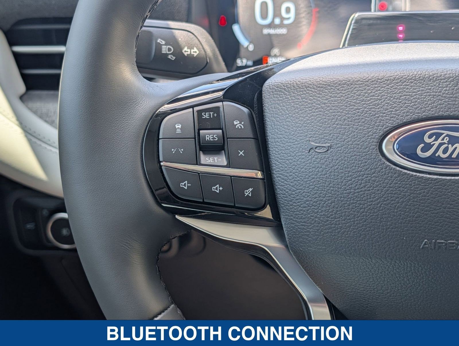 New 2026 Ford Explorer Platinum image 26