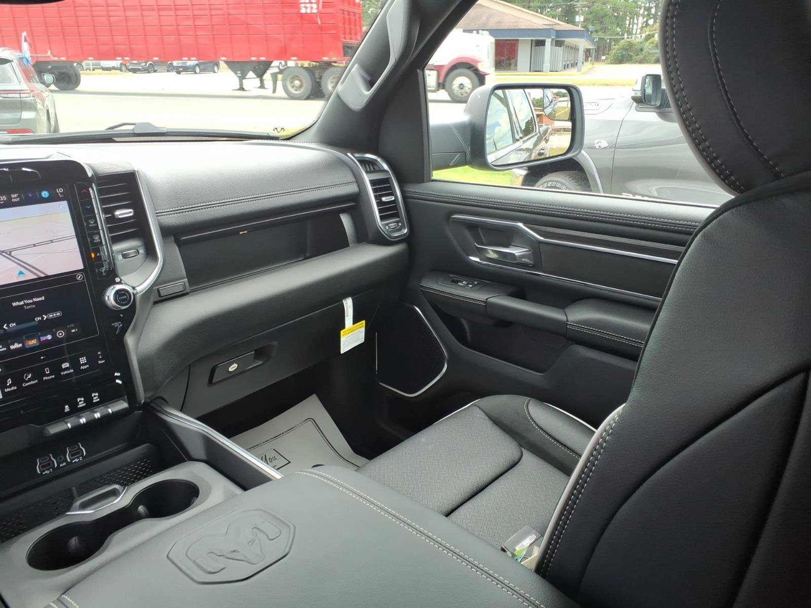 New 2026 RAM 1500 Laramie w/ Chrome Appearance Group AWD/4WD image 12
