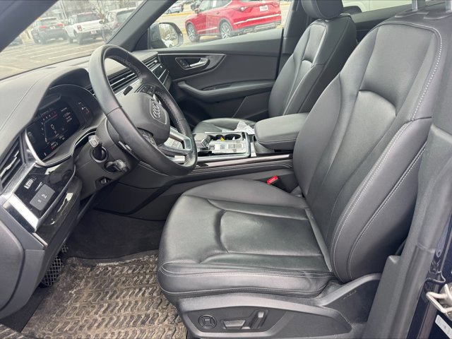 Used 2023 Audi Q8 Premium Plus w/ Premium Plus Package image 6