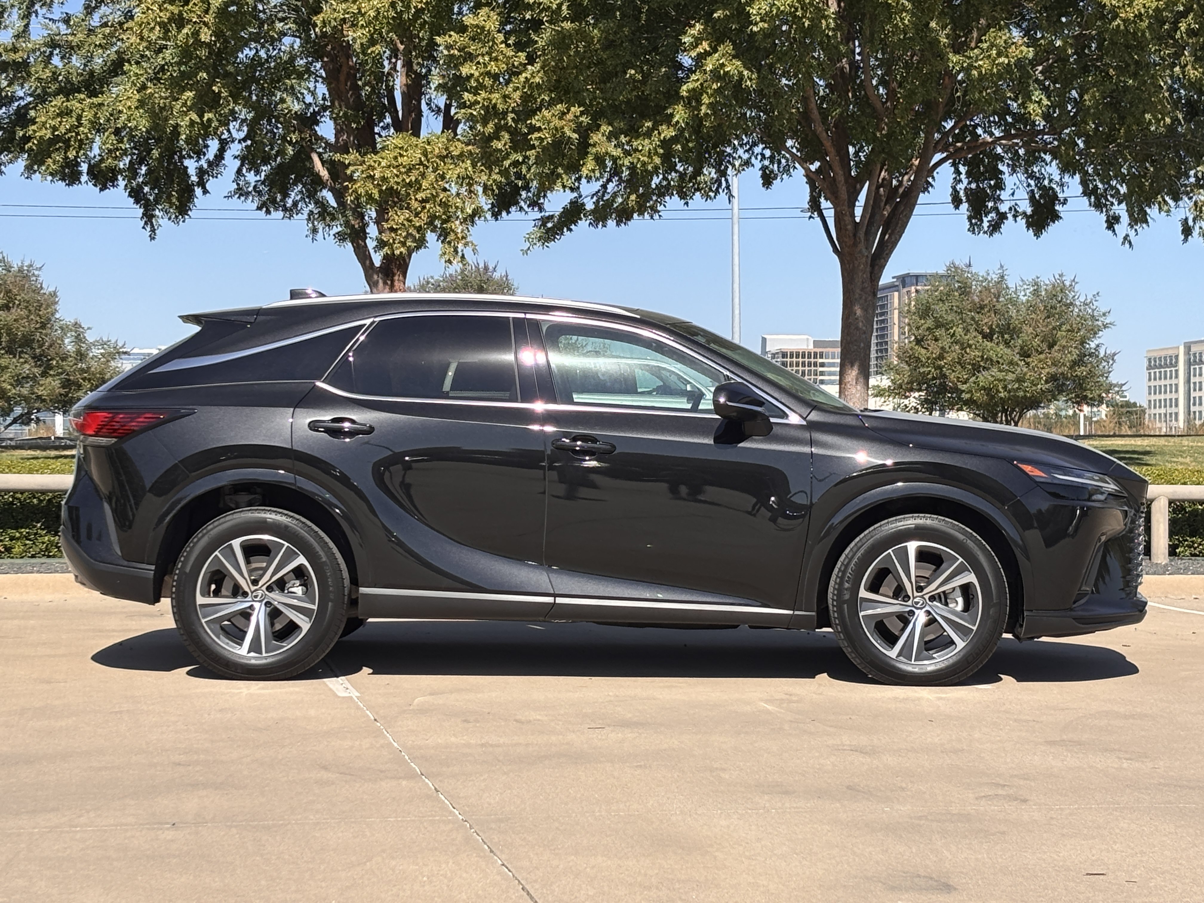 Used 2026 Lexus RX 350 Premium w/ Convenience Package FWD image 6