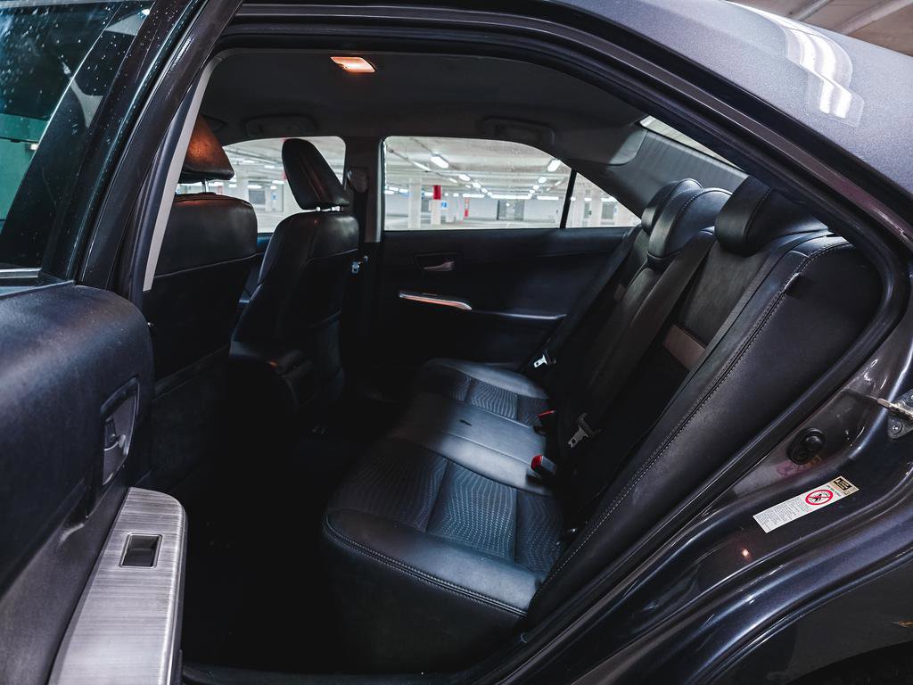 Used 2014 Toyota Camry SE FWD image 20