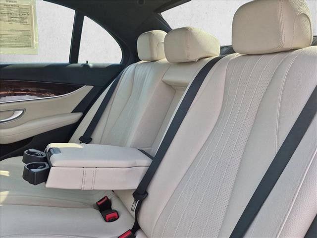 Used 2018 Mercedes-Benz E 300 image 28