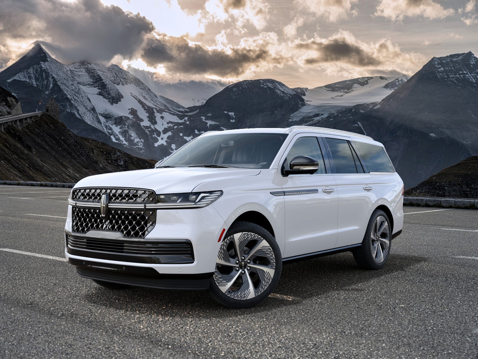 New 2027 Lincoln Navigator Black Label AWD/4WD image 2