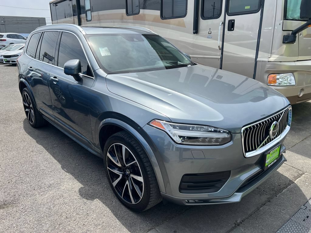 Used 2020 Volvo XC90 T6 Momentum w/ Protection Package Premier AWD/4WD image 4