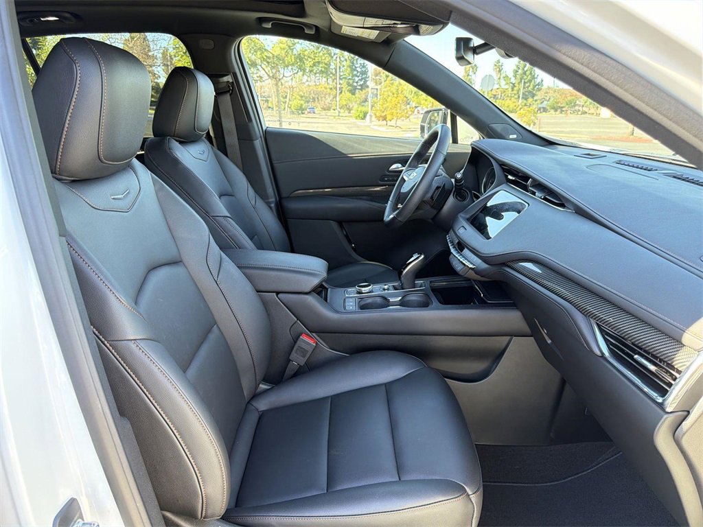 Certified 2023 Cadillac XT4 Sport w/ Cold Weather Package image 33