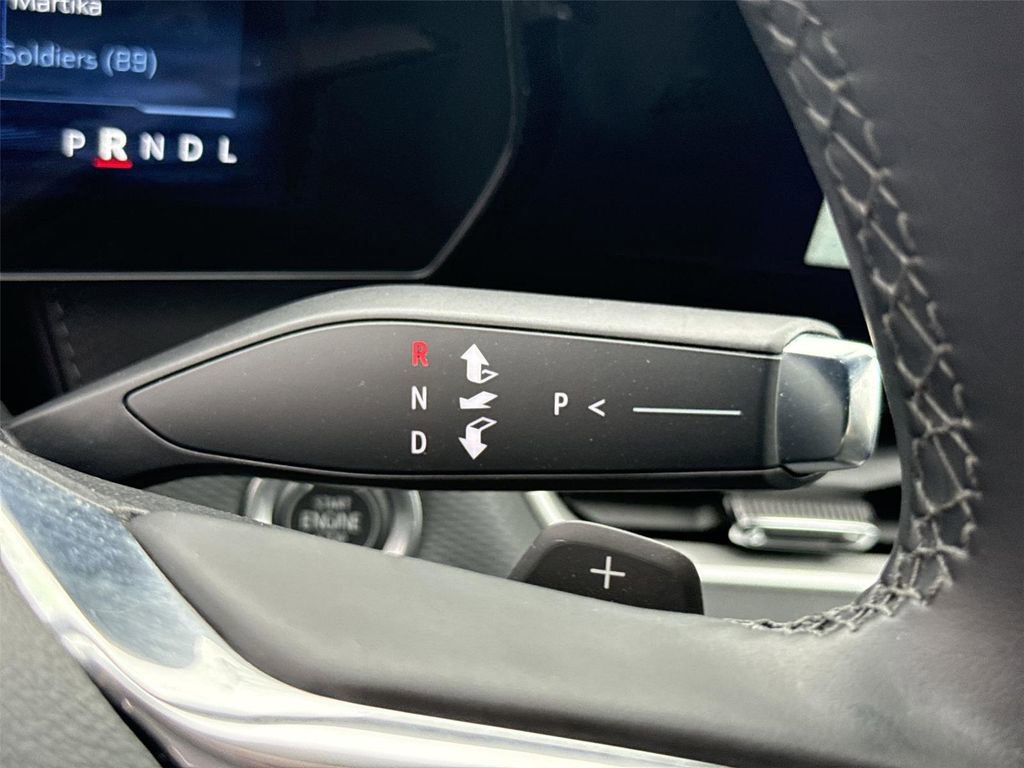Used 2025 Chevrolet Equinox LT image 14