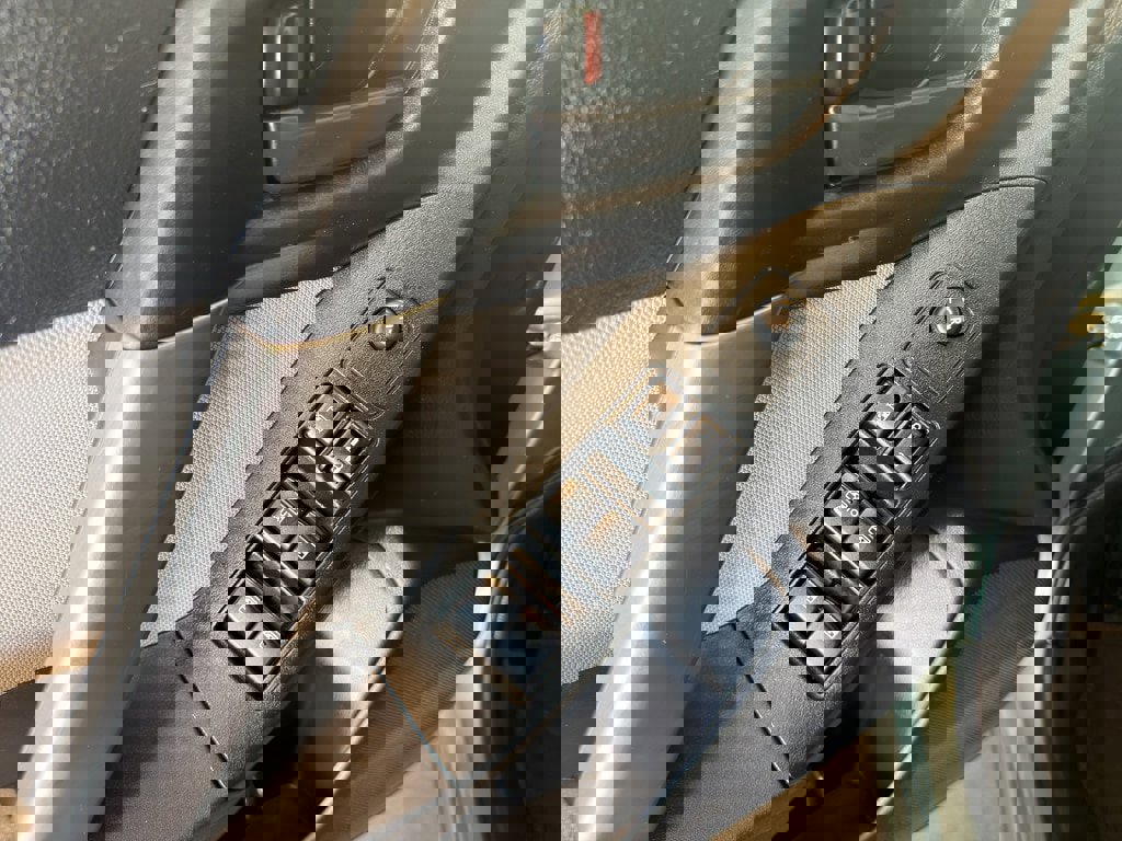 Used 2015 Subaru Forester 2.5i Premium AWD/4WD image 9