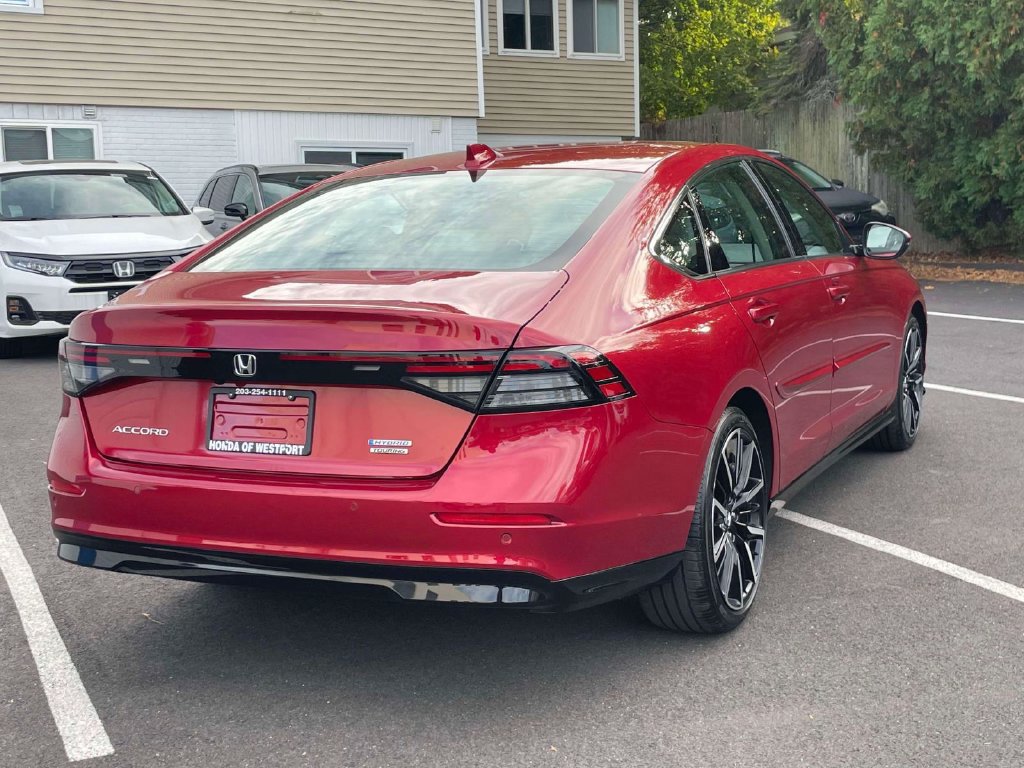 Certified 2023 Honda Accord Touring image 5