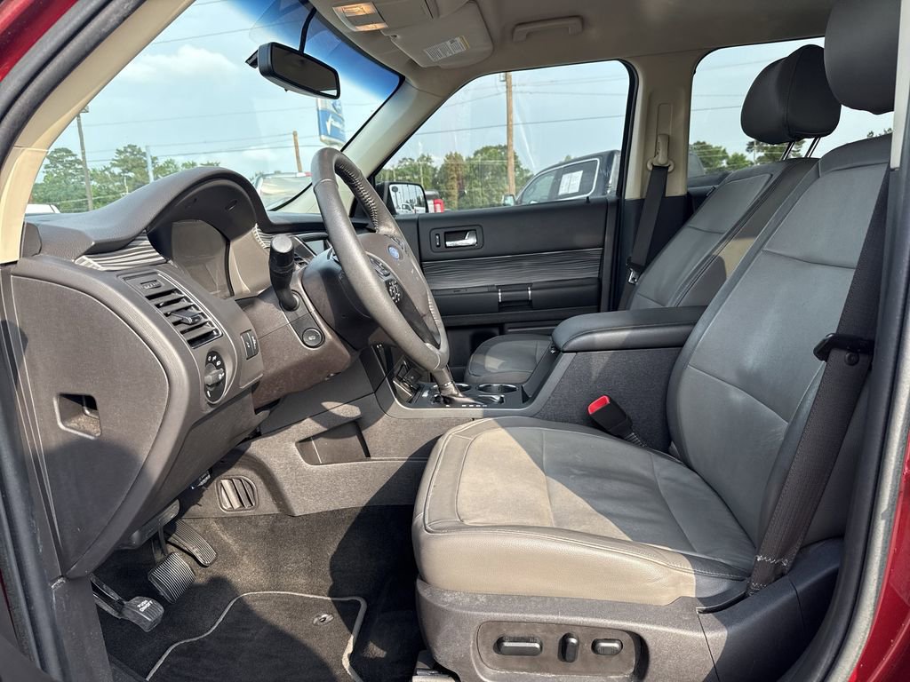 Used 2019 Ford Flex SEL w/ Equipment Group 202A FWD image 12