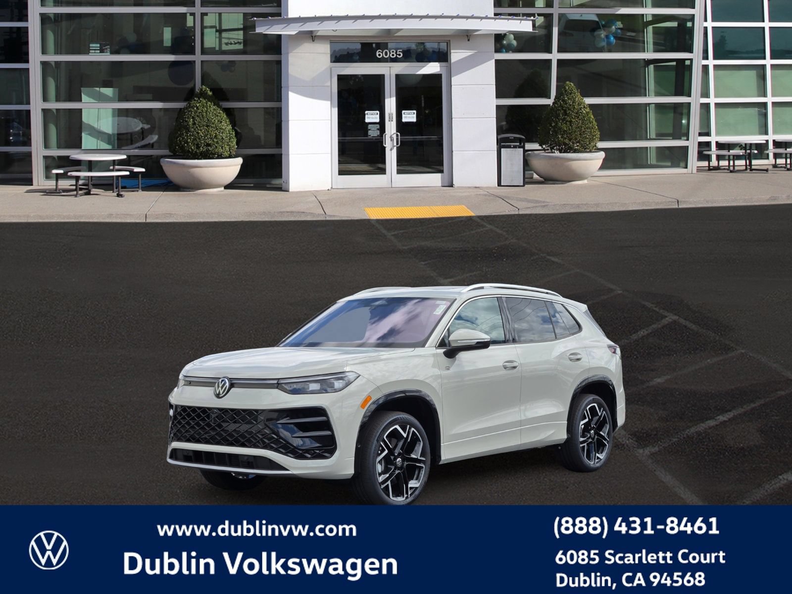 New 2026 Volkswagen Tiguan SEL R-Line AWD/4WD image 8