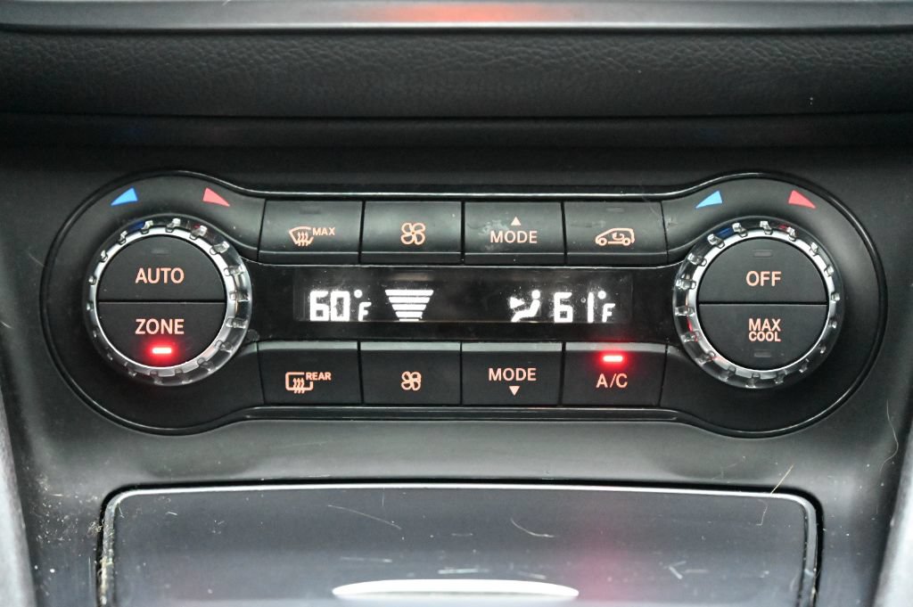 Used 2019 Mercedes-Benz GLA 250 4MATIC image 33