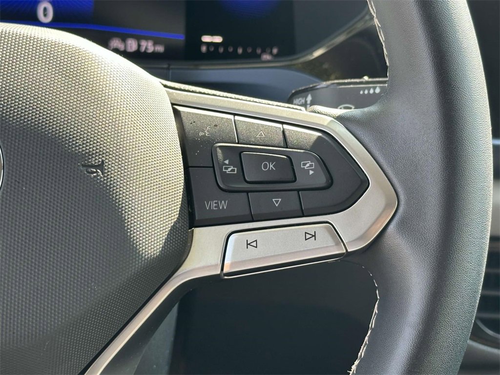 Used 2022 Volkswagen Taos SE image 18