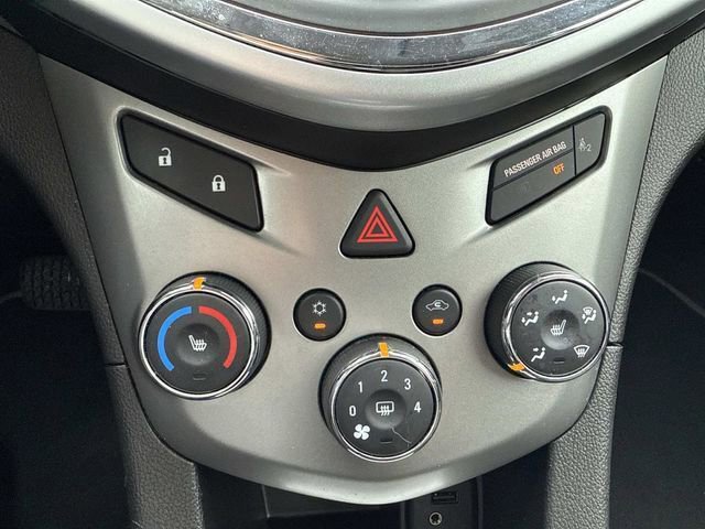 Used 2020 Chevrolet Sonic LT w/ Convenience Package image 26