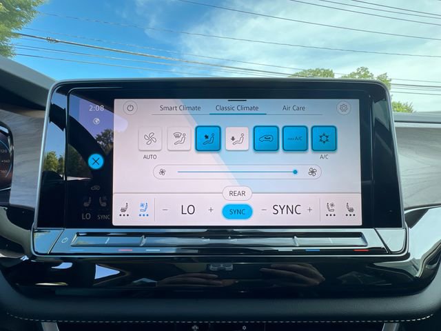 New 2026 Volkswagen Atlas SE image 18